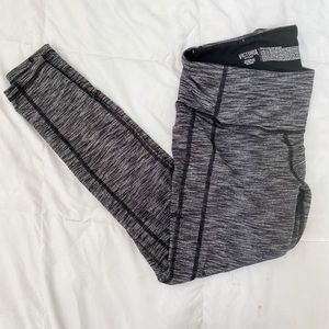 VS Knockout Gray Pocket Leggings